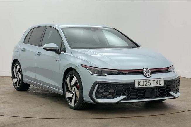 VOLKSWAGEN Golf Photo 1