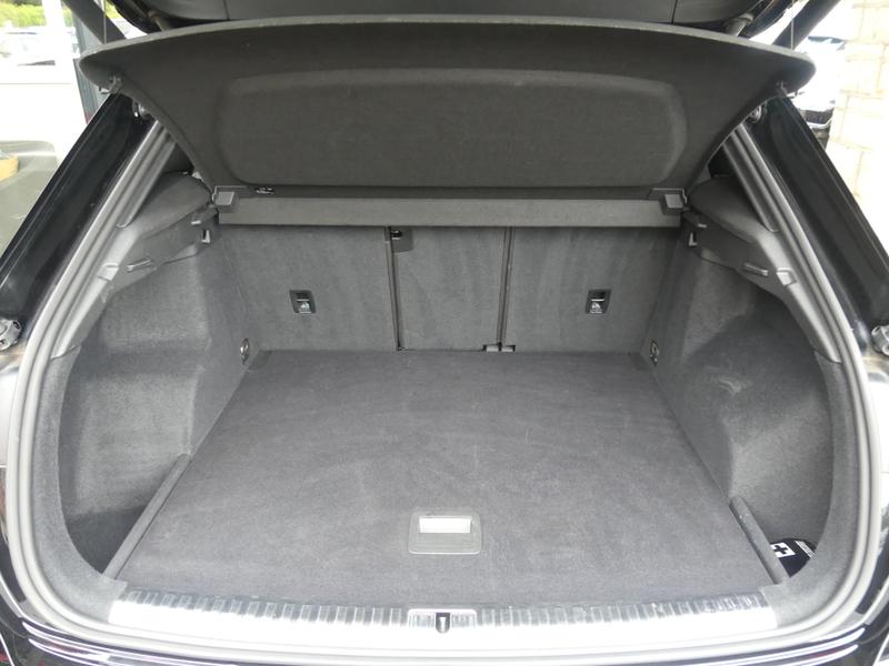 Audi Q3 Photo b2fc6d67-c606-4752-90f9-b59d43ac2297.jpg