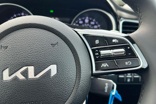 Kia XCEED Photo b2see-192254d5ca5fb49108d9d60274da52c2d6051c0d.jpg
