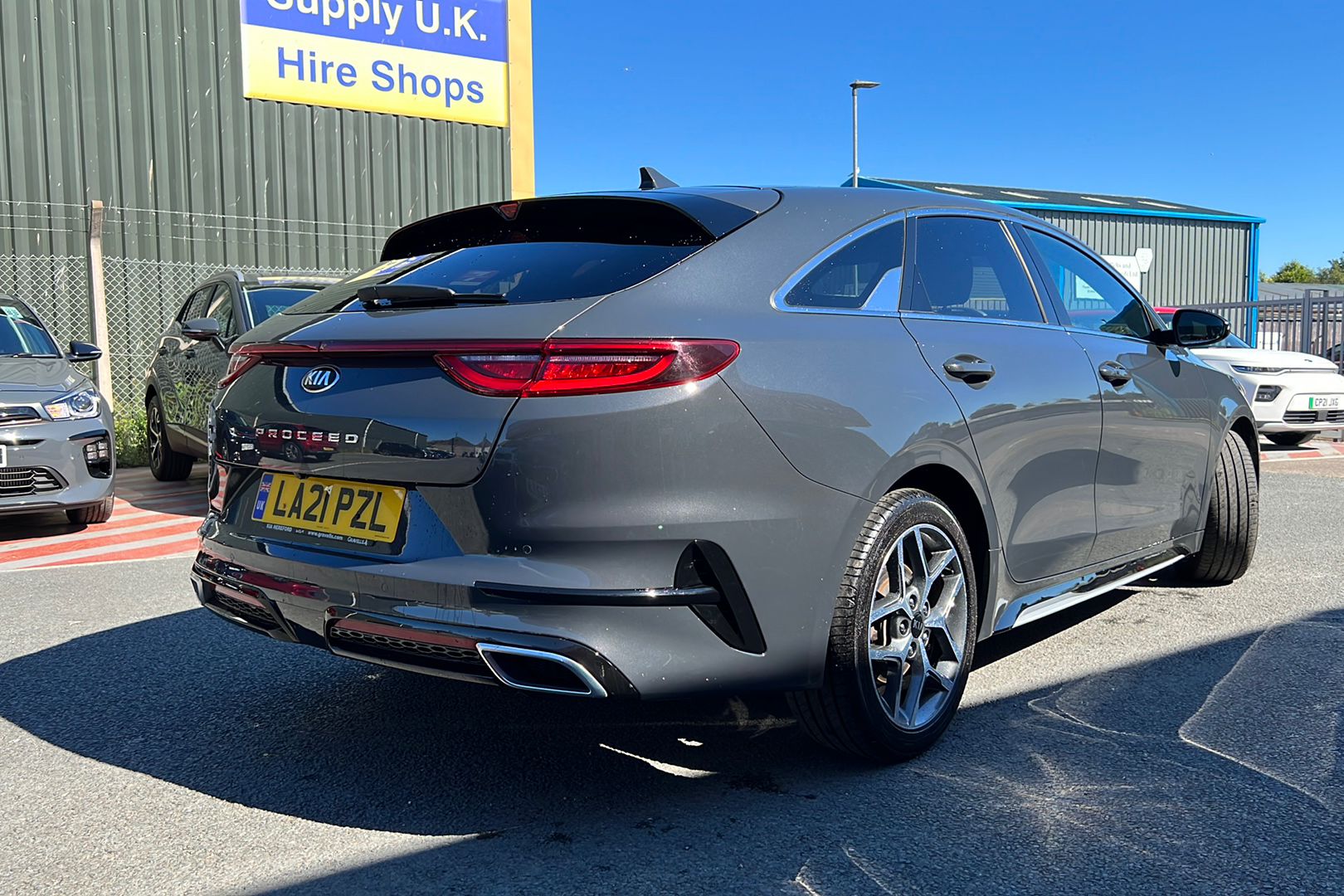 KIA ProCeed 1.5 TGDi ISG GTLINE in Dark Penta Metal £22,495
