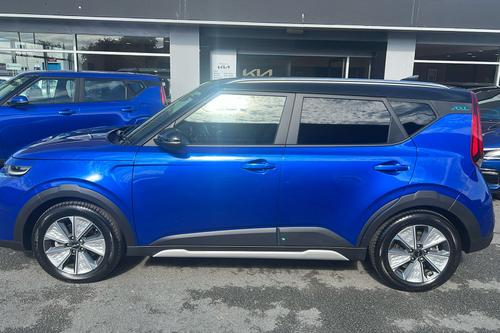 Kia SOUL Photo b2see-1b348e6a077ad2e81af41052e47ff5b05079ea28.jpg