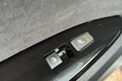 Kia SPORTAGE Photo b2see-2e33d7af67d77183627a851f99afe14ef1ec5ead.jpg