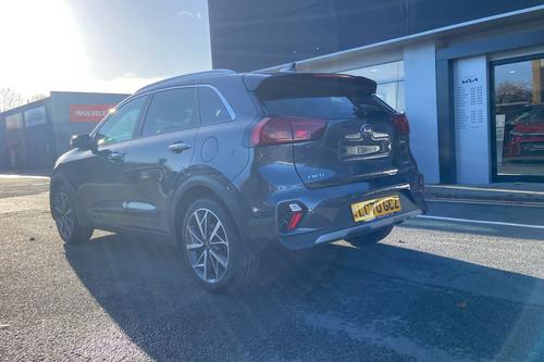 Kia NIRO Photo b2see-2eb35baf6e2369ea5f93d9387e81326b2ebc3b35.jpg