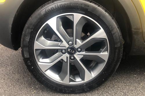 Kia STONIC Photo b2see-38bbe38d06f9729069da506c098483e1a8502e98.jpg