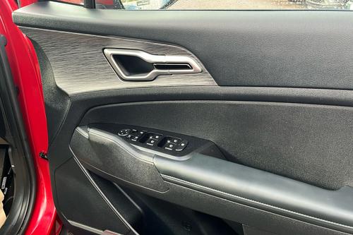 Kia SPORTAGE Photo b2see-4566667094a33b65a6636eb6f23a27f0a0d49d27.jpg