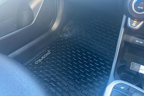 Kia PICANTO Photo b2see-4f9e73d17b30f541cf3440843d936be5f4a78970.jpg
