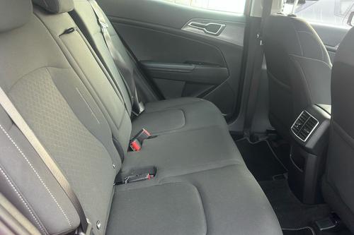 Kia SPORTAGE Photo b2see-5a50527bc3bc0d88fb63642b070a11801027f07e.jpg
