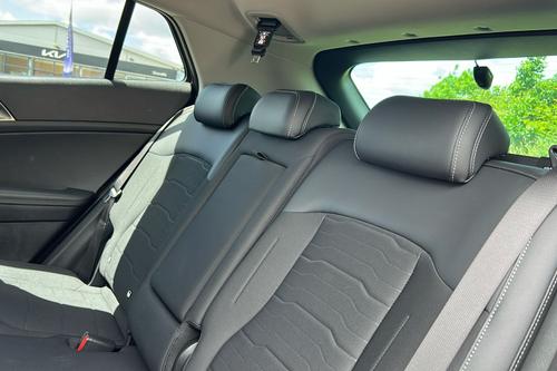 Kia Sportage Photo b2see-6fbac79c0db4dd8ad5155e30fecfab4b76d59375.jpg
