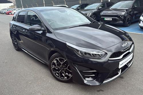 Kia CEED Photo b2see-7ffc550ab02bfbd7d41464499324aef6d440e2b8.jpg