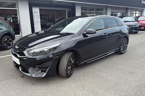 Kia CEED Photo b2see-82b358e80df62e95ef0d40d6933b6051662f2fb9.jpg