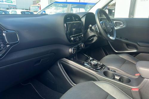 Kia SOUL Photo b2see-ae46a0c3e6aa9de02e33b7227bc4ca7228dc16c0.jpg