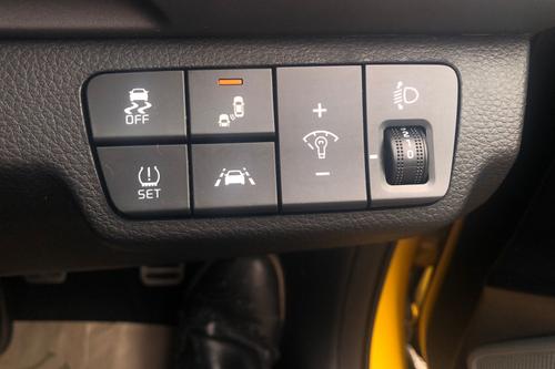 Kia STONIC Photo b2see-afd2fd28ff8820e9d051eb3d0eb98a3057418f37.jpg