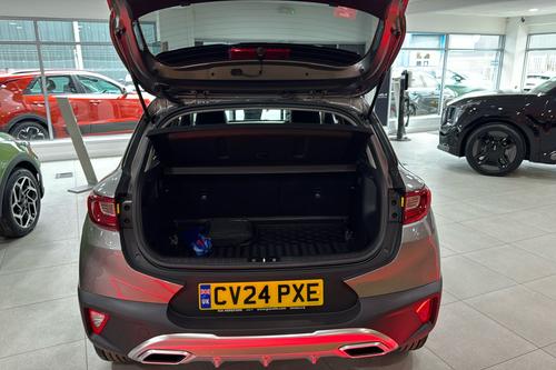Kia STONIC Photo b2see-c0d6b5c1b40a803b31d5c6eff3e3d03600c07e8b.jpg