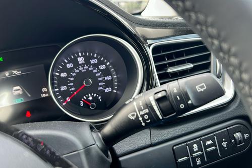 Kia XCEED Photo b2see-c89e73872acb103df8ca2bd790a805e11b751353.jpg