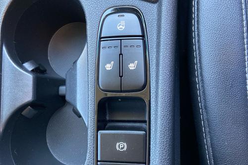 Kia NIRO Photo b2see-ccd55101316dd69edc6b5a2dd36f17c9b1286003.jpg