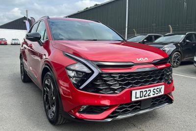 Used 2022 Kia SPORTAGE 1.6 T-GDi GT-Line SUV 5dr Petrol Manual Euro 6 (s/s) (148 bhp) Red at Gravells