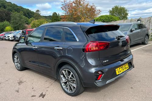 Kia NIRO Photo b2see-de696b723b024288de90922f65e0cd1483b102d1.jpg