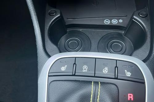 Kia PICANTO Photo b2see-eacabd1262f0a9b835e845638629040fd28a27ca.jpg
