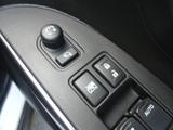 Suzuki S-Cross Photo 26