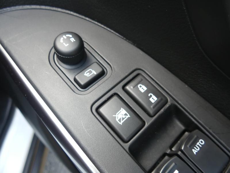 Suzuki S-Cross Photo b30f5bd0-c07d-47b3-86b3-13c230dd1cdf.jpg