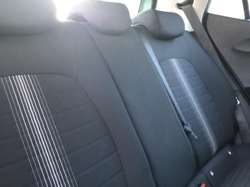 Hyundai i10 Photo b3135695-8eb5-4eb4-b00f-5e70b5ee0b88.JPG