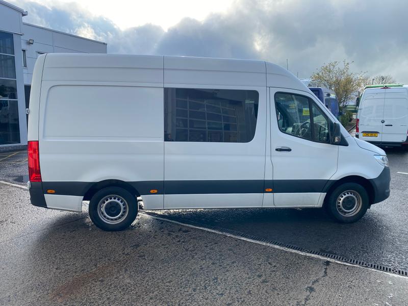 Mercedes-Benz Sprinter Photo b314dde0-76ad-4f03-be33-768d40c1205f.jpg