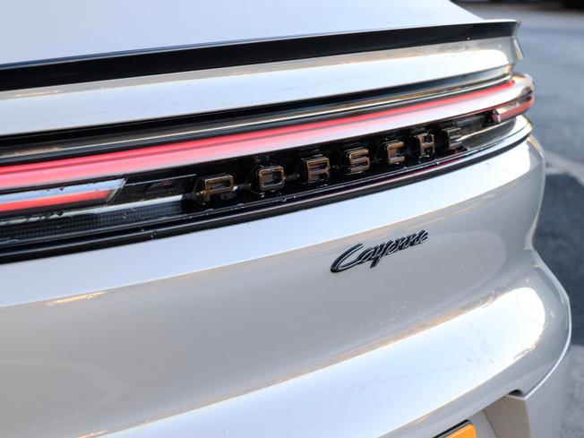PORSCHE Cayenne Photo 24