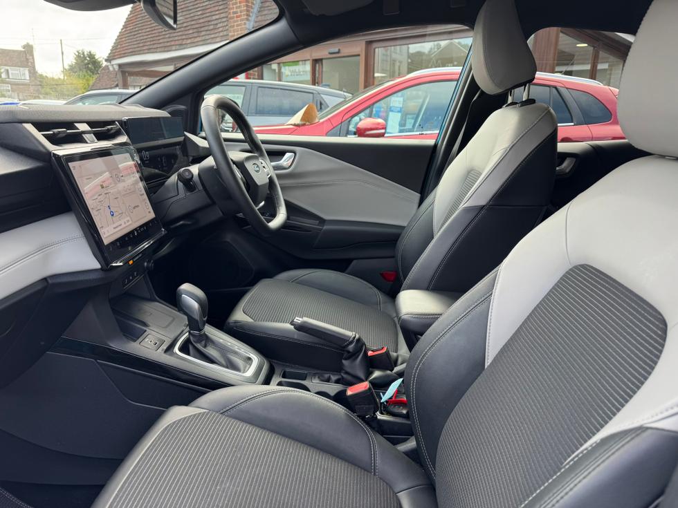 Ford Puma Photo b3357631-8522-4ec5-b402-c82b9c3bdbd8.JPEG