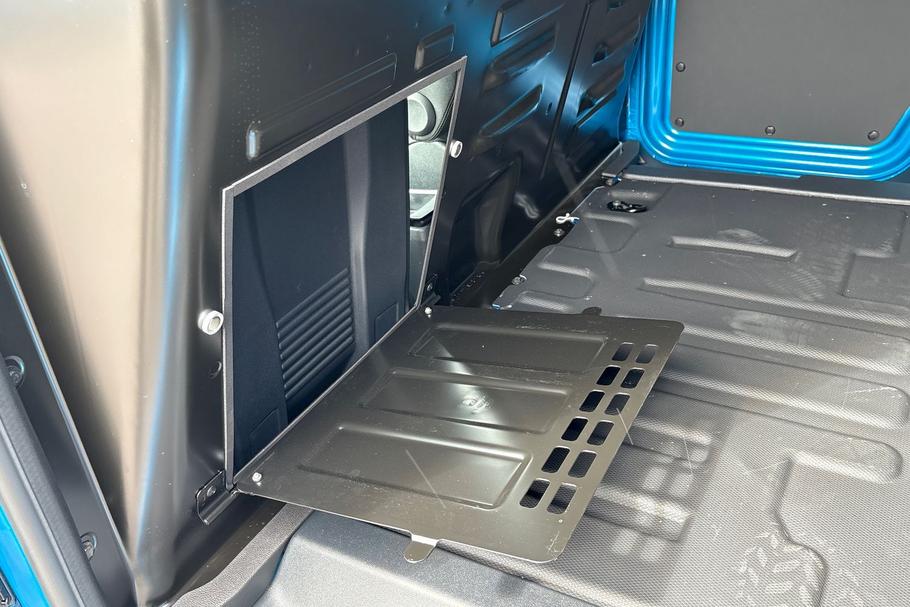 Used Ford E-TRANSIT COURIER ECOURIER06 9