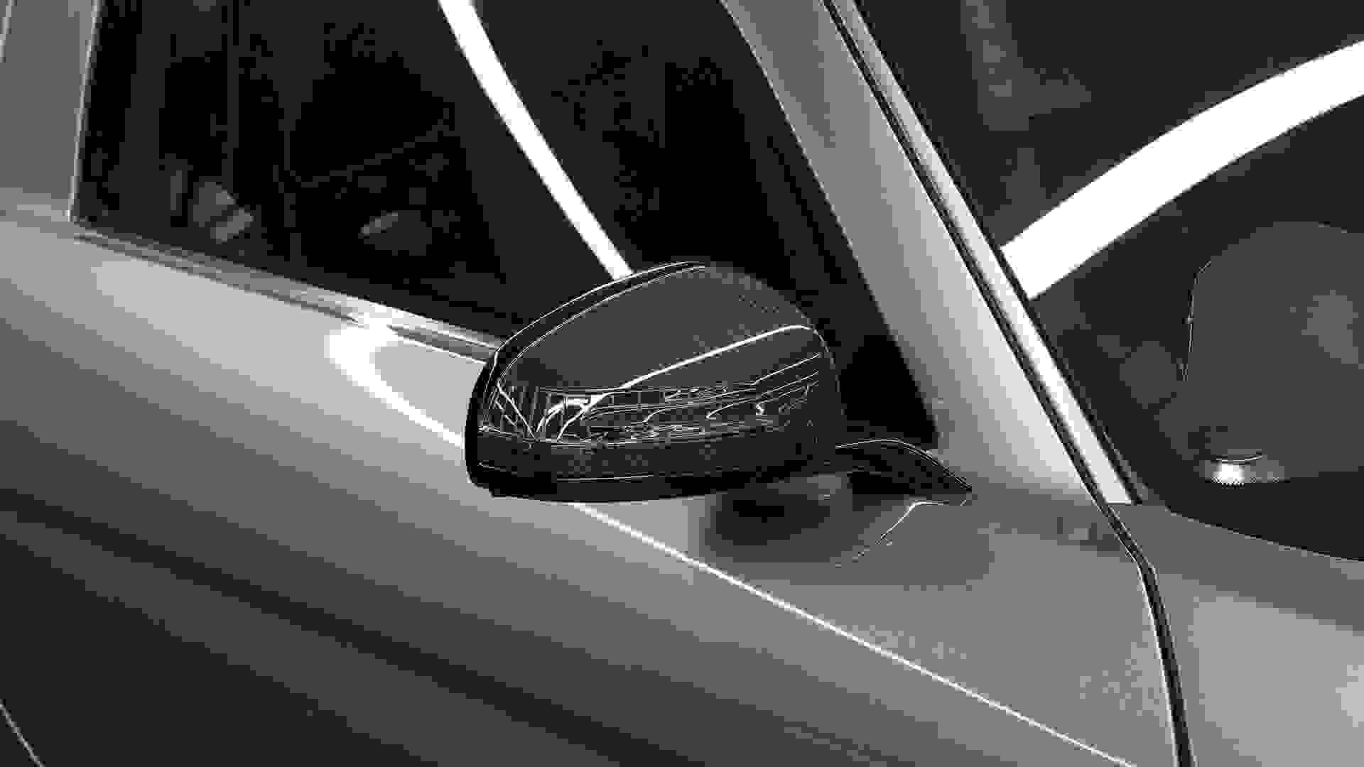 Mercedes-Benz SLS AMG Photo b349ae98-3756-487b-9c1d-b629a895d645.jpg
