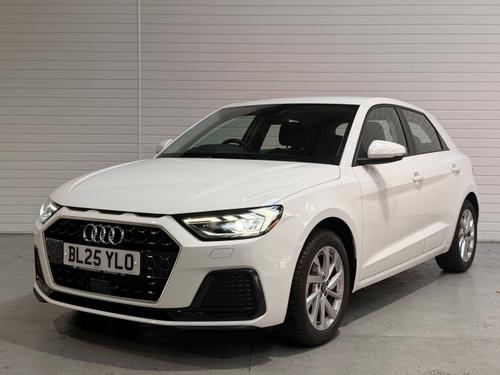 Audi A1 Photo b3545c83-f4af-4324-a334-c853bb681420.jpeg