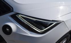 SEAT ARONA Photo 9