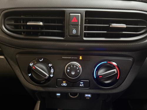 Hyundai i10 Photo b3648a2c-a607-4ef4-83e3-b5a46d86d887.jpeg