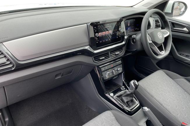 VOLKSWAGEN T-Cross Photo 4