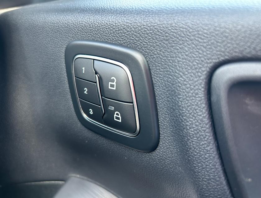 Ford Kuga Photo b370d9ca-54f0-424d-b1f5-436b637cfa5f.jpg