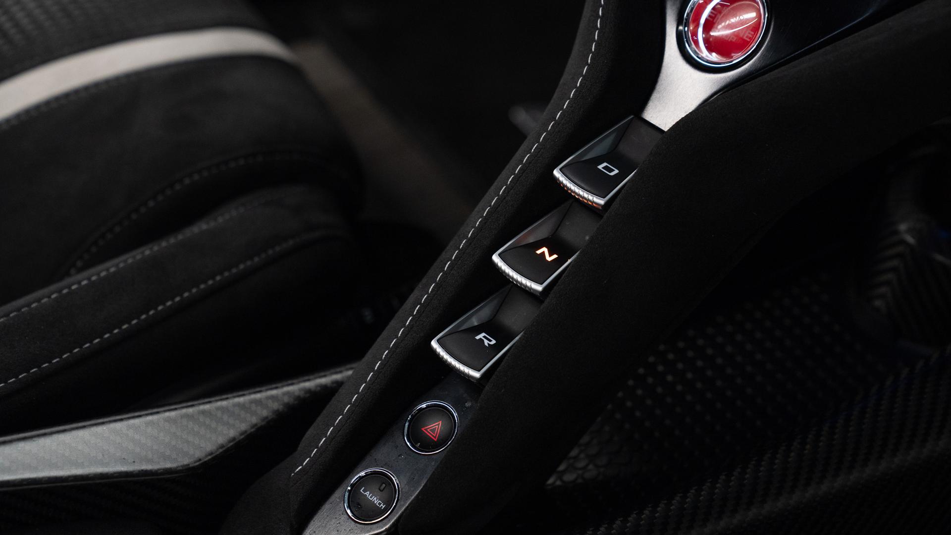 McLaren 765LT Photo b384fcdc-8319-44c7-a744-f62e40840322.jpg