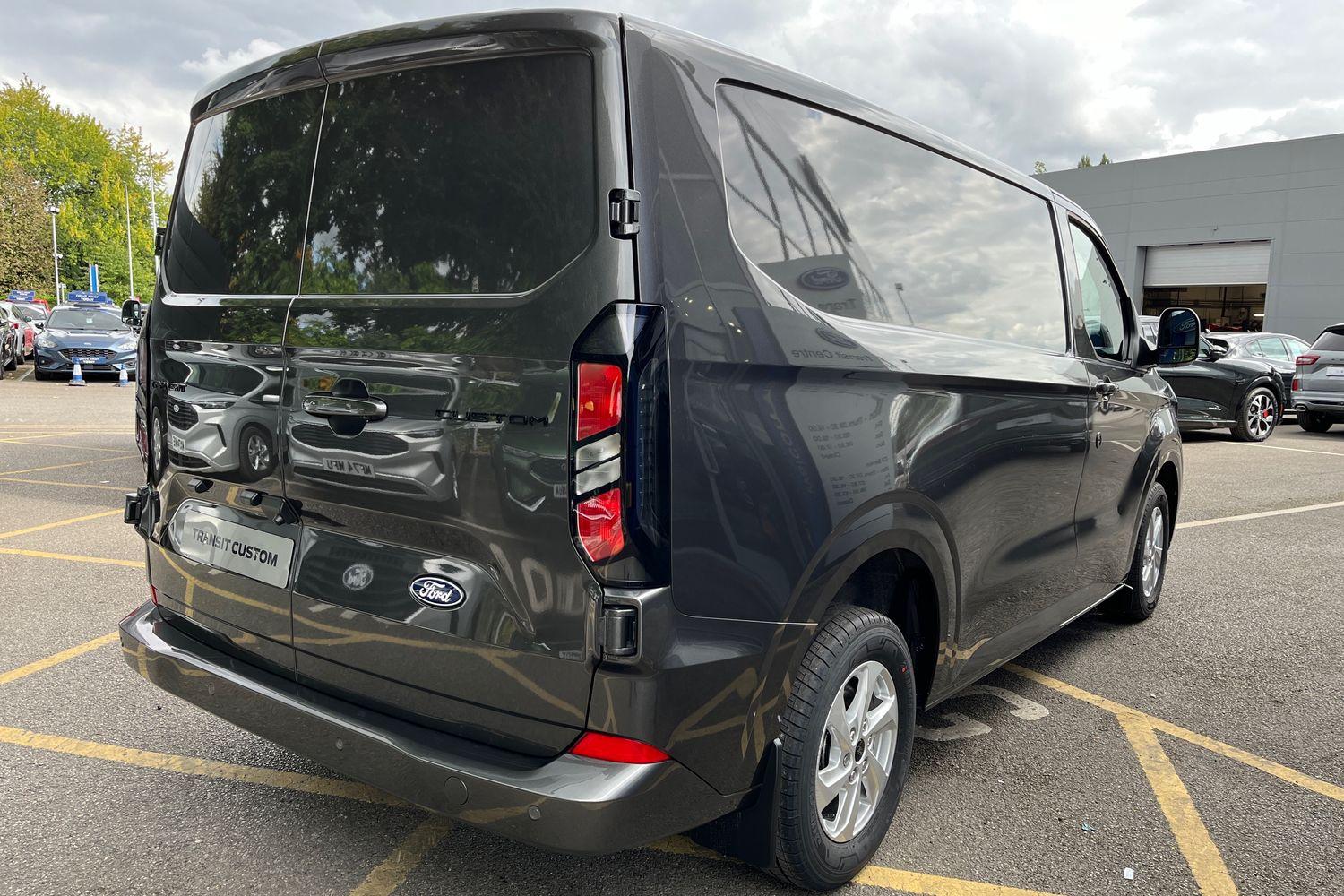 Ford TRANSIT CUSTOM Photo 20