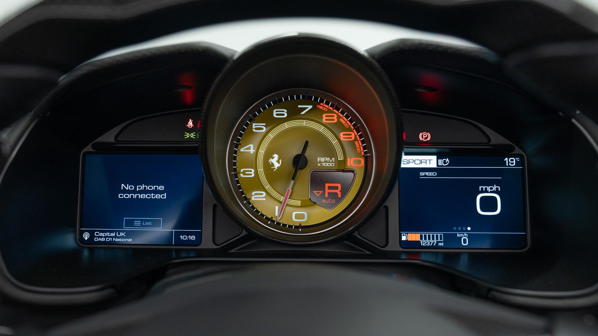 Ferrari Portofino Photo b3954b15-d6db-408a-9b72-3d73c84257f5.jpg