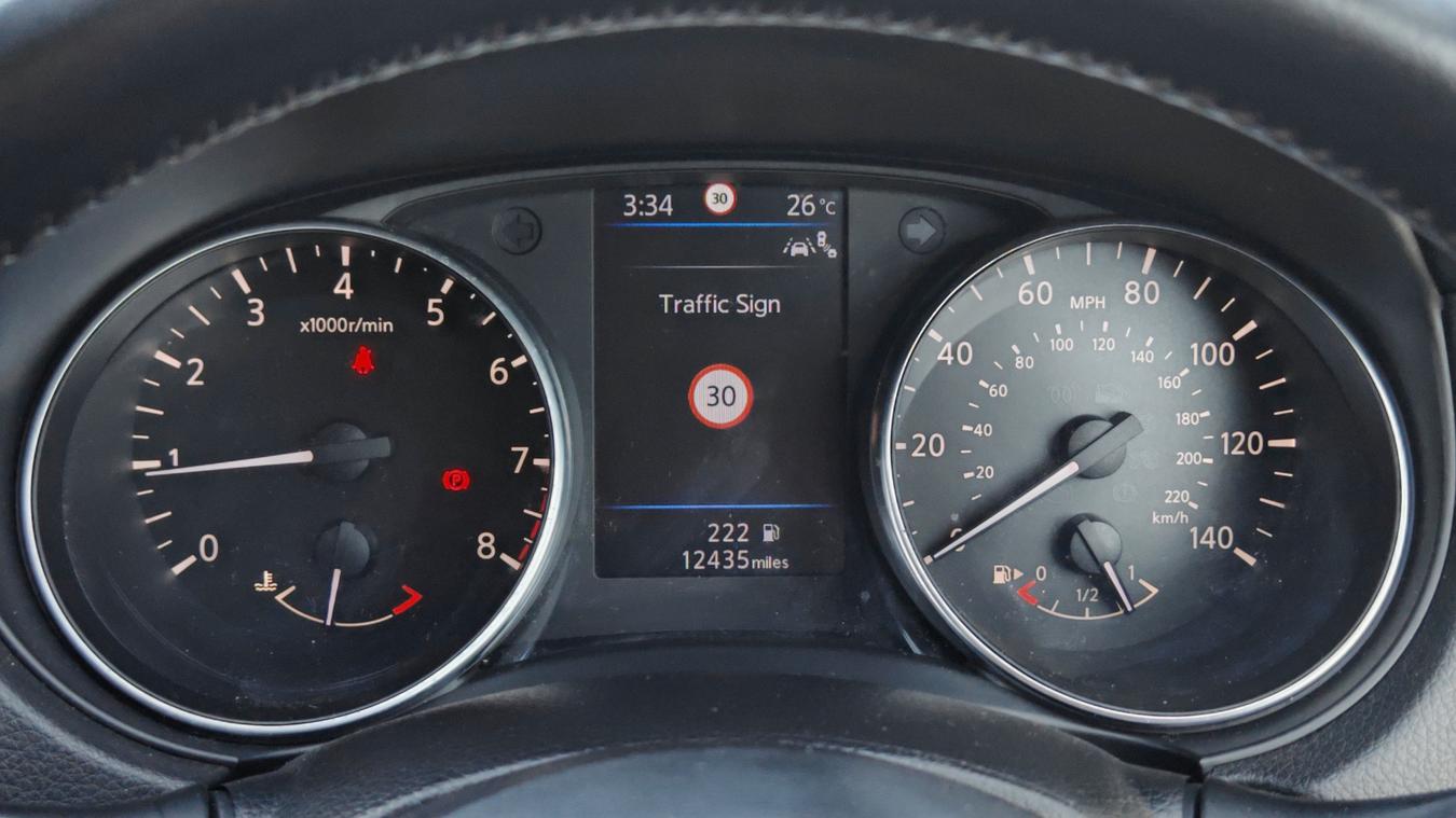 Used Nissan Qashqai DP69URR 39