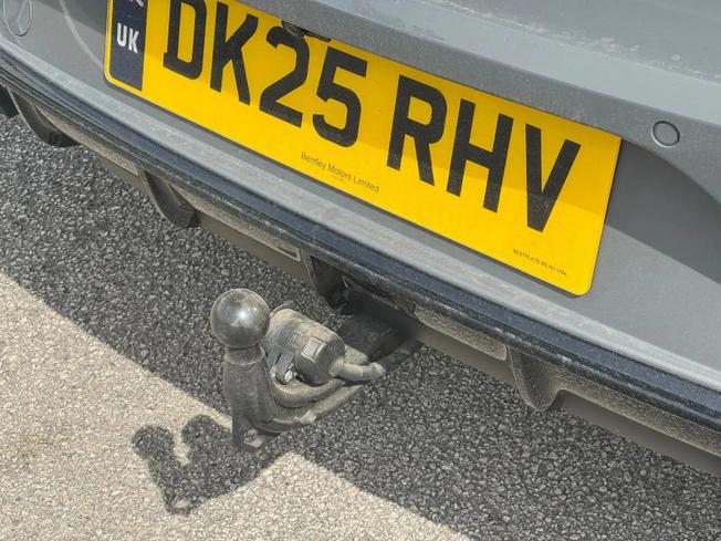 BENTLEY Bentayga Photo 18