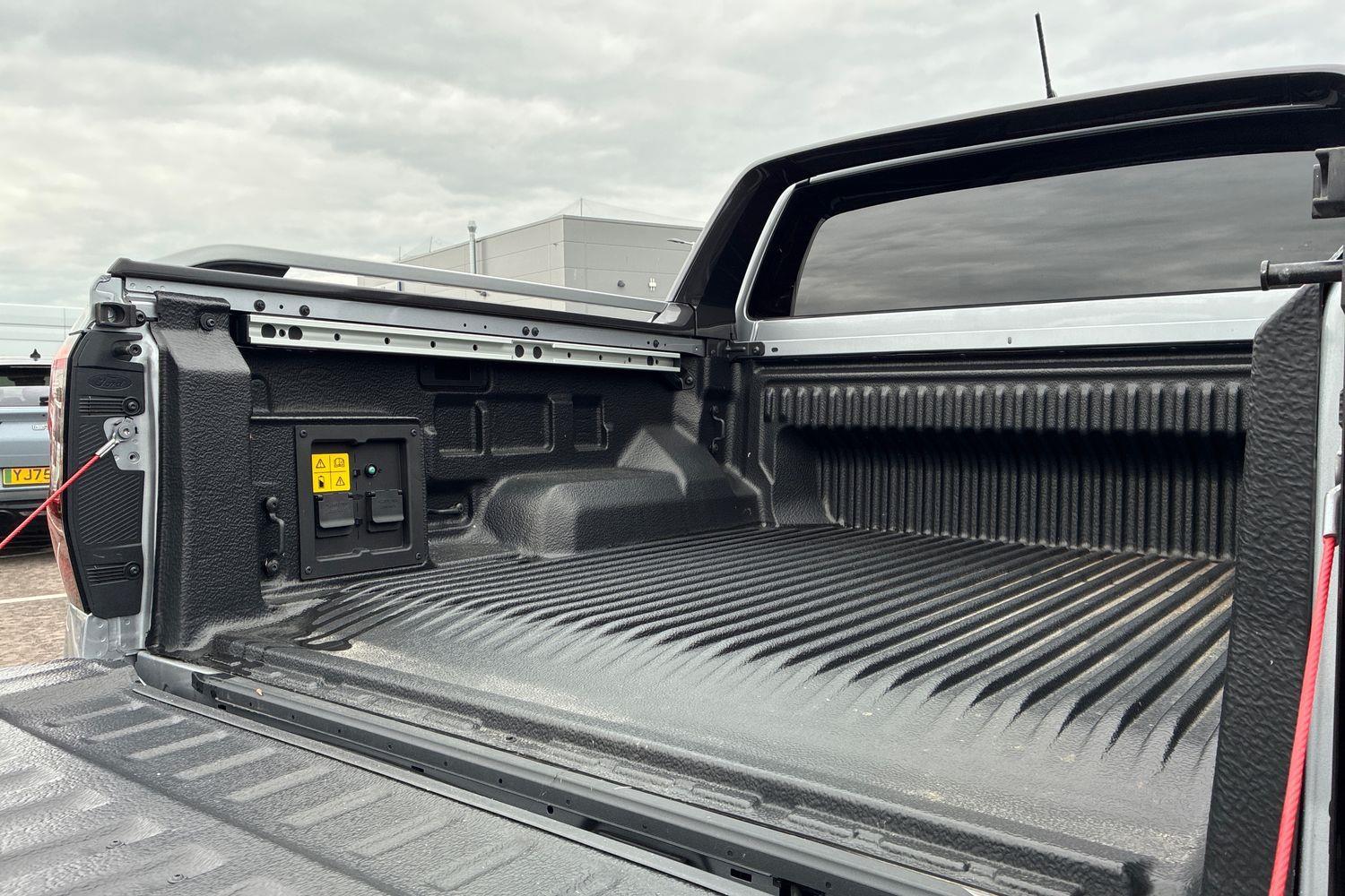 Ford RANGER Photo 4