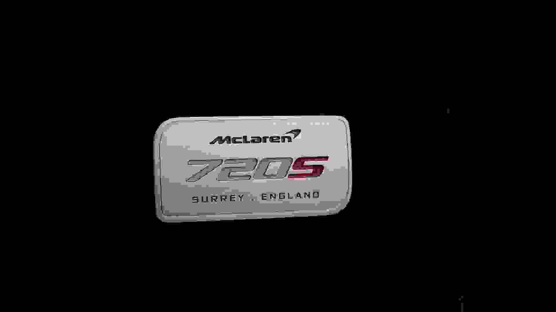 McLaren 720S Photo b3c5eb38-e3ef-4e25-985c-b2d045f681af.jpg