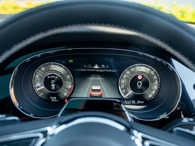 BENTLEY Bentayga  Photo 18