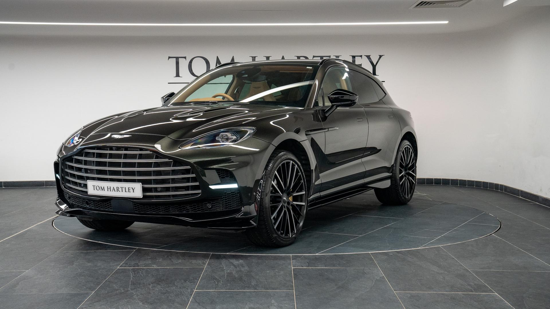 Aston Martin DBX Photo b3d33fb9-13c8-4015-91f1-3b9fabdba9d5.jpg