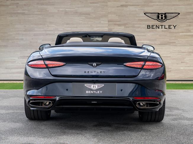 BENTLEY Continental GTC Photo 16