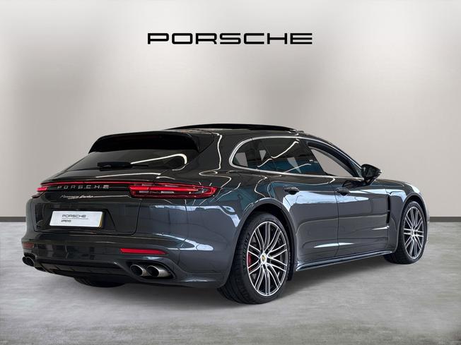 PORSCHE Panamera Photo 7