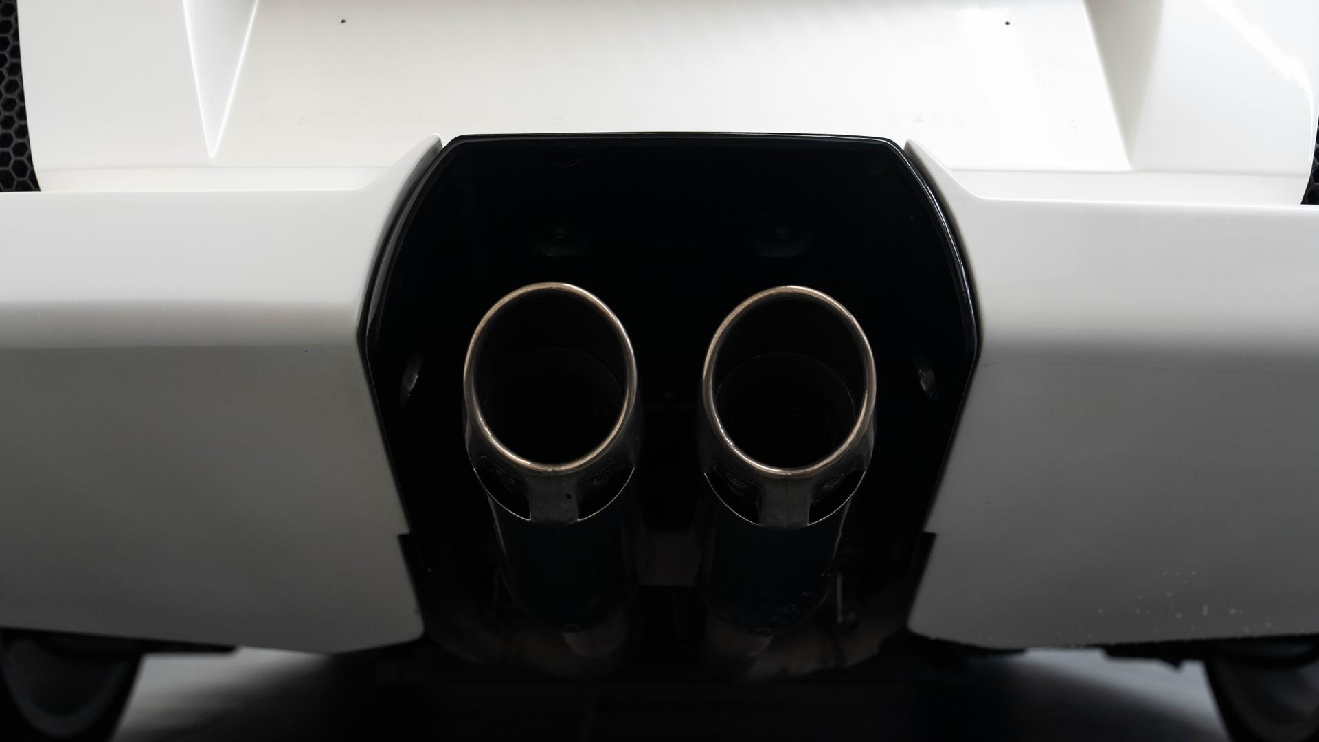 LAMBORGHINI Murcielago Photo b4020544-55d1-4a30-a0ab-eacb13156b03.jpg