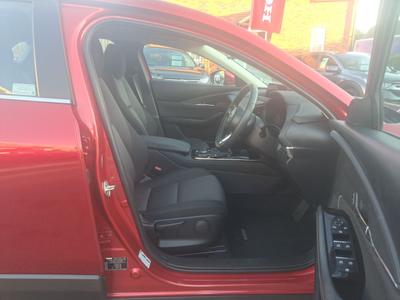 Mazda CX-30 Photo 9