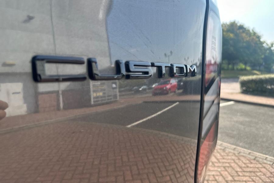 Ford TRANSIT CUSTOM Photo b4042895-a63a-4e7c-b910-73aef8e39da9.jpg