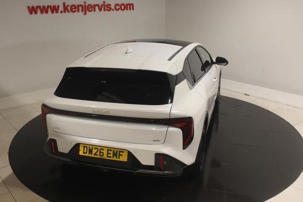 Kia K4 1.0 T-GDi MHEV GT-Line S Hatchback 5dr Petrol Hybrid DCT Euro 6 (s/s) (113 bhp) Photo 6